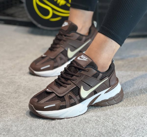 IMG_20260314_091808_627 کتونی نایک وی تو کی زنانه nike v2k
