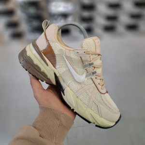 ۲۰۲۶۰۳۱۱_۰۹۵۷۵۰ کتونی وی تو کی NIKE Cushlon V2K